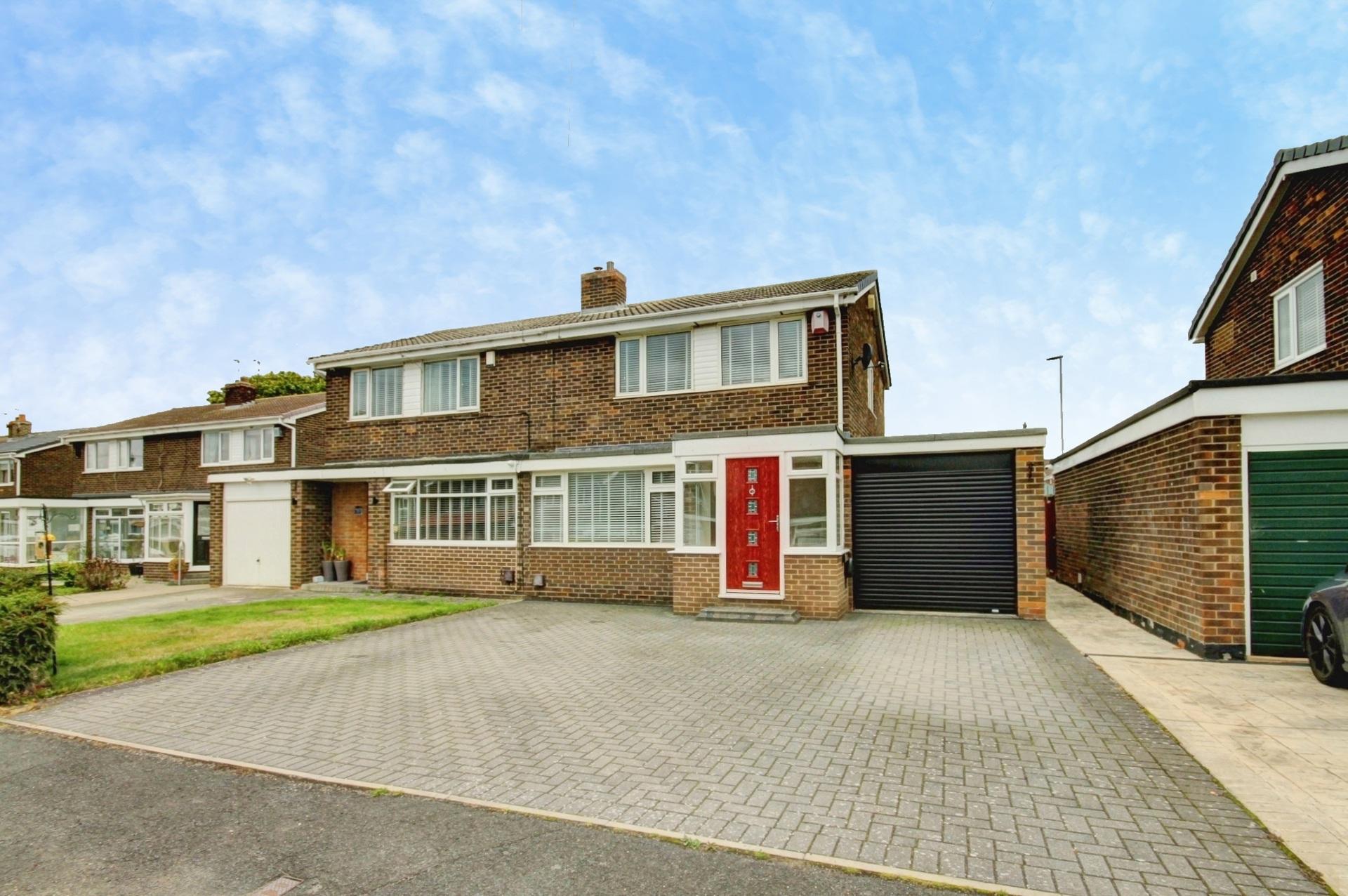 53, Tantallon, Birtley, Chester Le Street — photograph 1 of 11