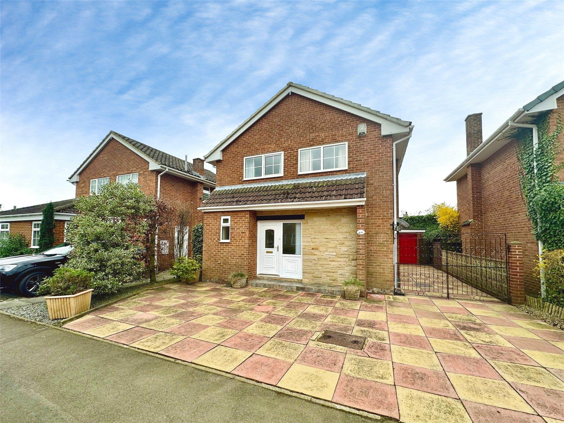 44, Westfield Drive, Hurworth, Darlington — photograph 1 of 19