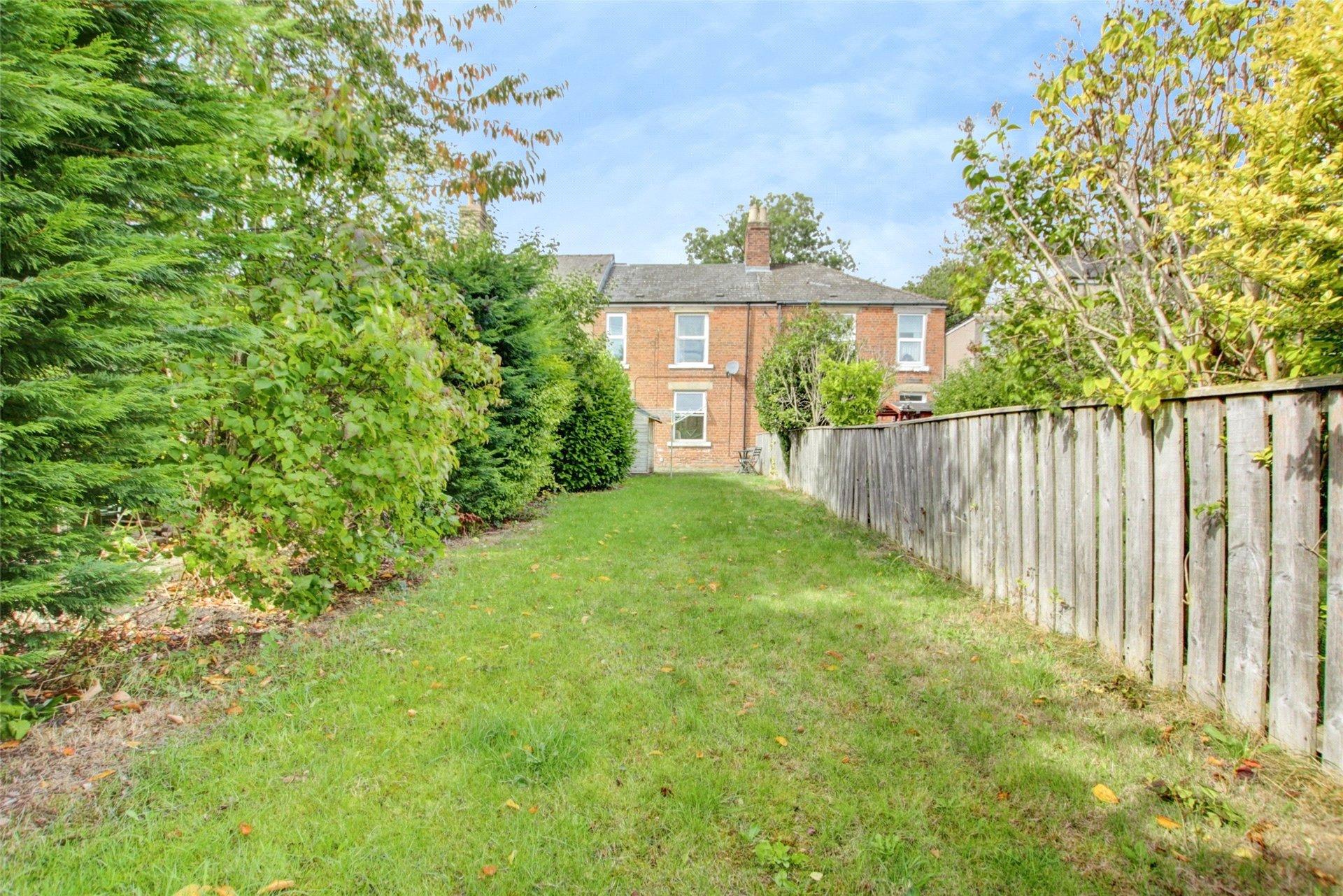 2, Hallgarth Terrace, Lanchester, Durham — photograph 1 of 20