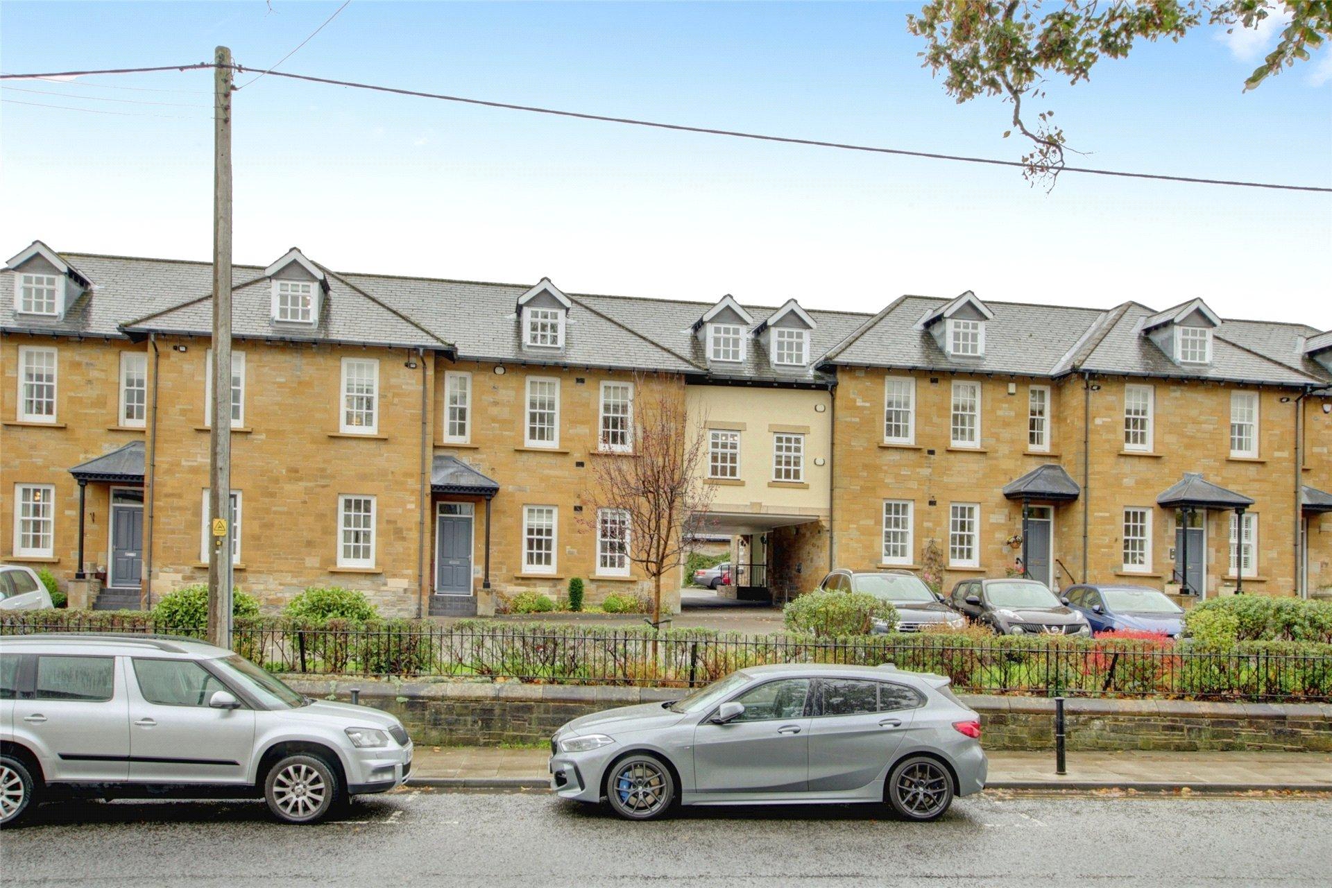 19, Woodham Court, Lanchester, Durham — photograph 1 of 10